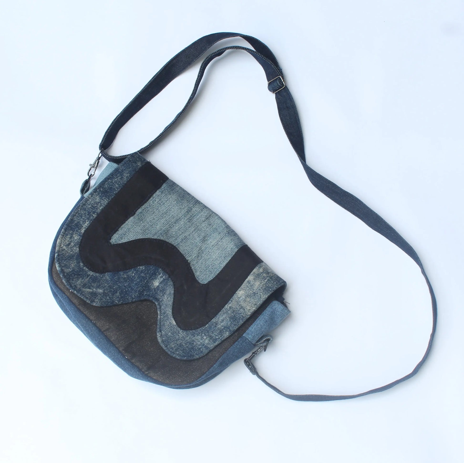 Bolso Jeans Reciclado - Under Water con Olas - Modeco RD