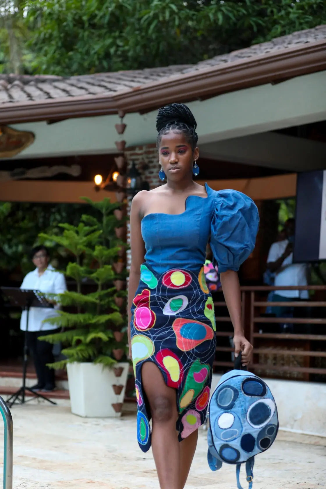 Blusa globo monocromatica - Modeco RD